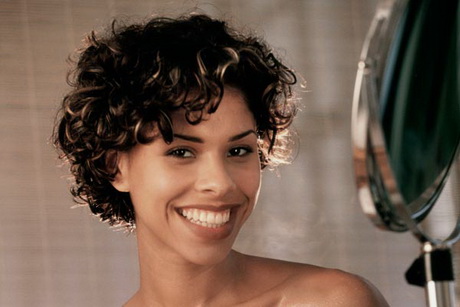 best-short-hairstyles-for-curly-hair-64_18 Best short hairstyles for curly hair