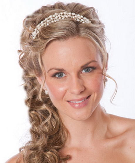 bridal-hairstyles-for-curly-hair-23_19 Bridal hairstyles for curly hair
