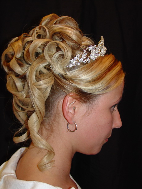 bridal-hairstyles-up-78_9 Bridal hairstyles up