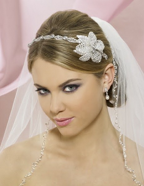 bridal-hairstyles-with-veil-and-tiara-50-12 Bridal hairstyles with veil and tiara