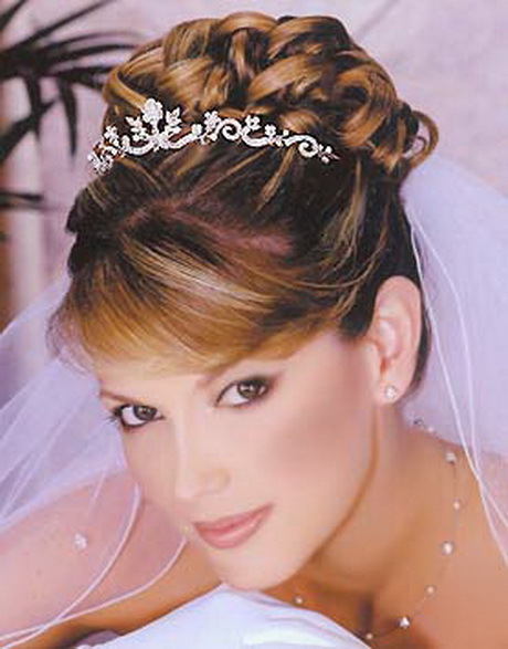 bridal-hairstyles-with-veil-and-tiara-50-15 Bridal hairstyles with veil and tiara