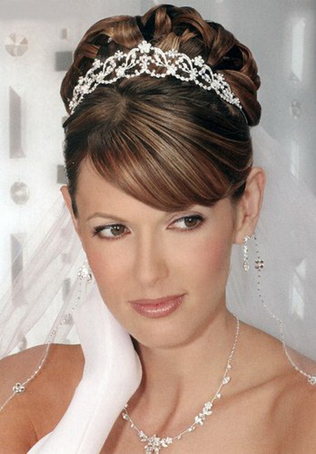 bridal-hairstyles-with-veil-and-tiara-50-18 Bridal hairstyles with veil and tiara
