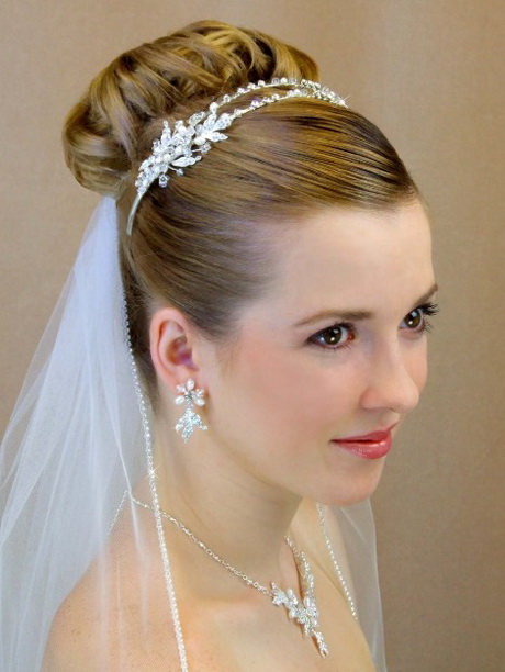 bridal-hairstyles-with-veil-and-tiara-50-5 Bridal hairstyles with veil and tiara