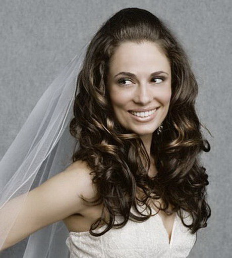 bridal-party-hairstyles-52_18 Bridal party hairstyles