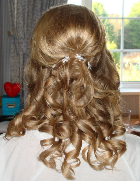 bridesmaid-wedding-hair-23-13 Bridesmaid wedding hair