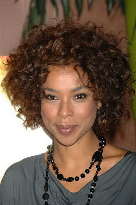 celebrity-short-curly-hairstyles-31 Celebrity short curly hairstyles