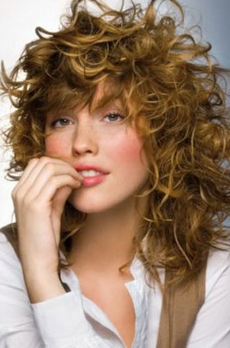 chic-short-curly-hairstyles-57_17 Chic short curly hairstyles
