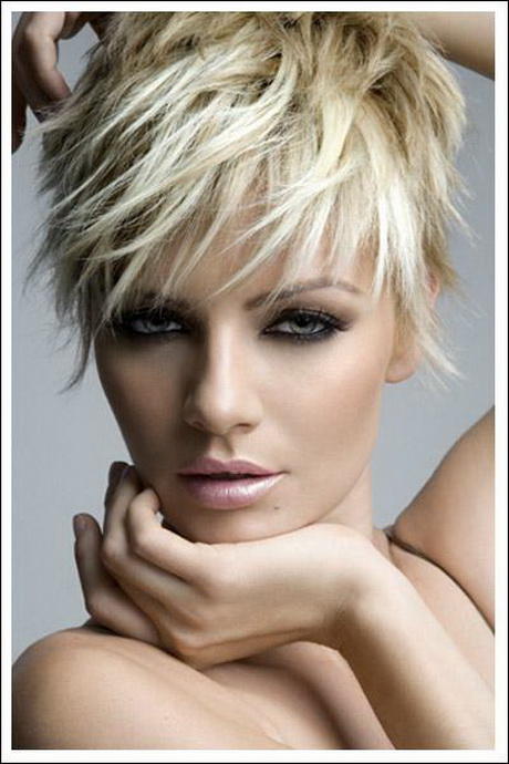 cute-hairstyles-for-short-hair-with-bangs-61_16 Cute hairstyles for short hair with bangs