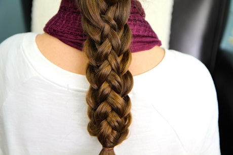 cute-hairstyles-with-braids-99_8 Cute hairstyles with braids