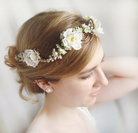 floral-wedding-hair-accessories-03-9 Floral wedding hair accessories