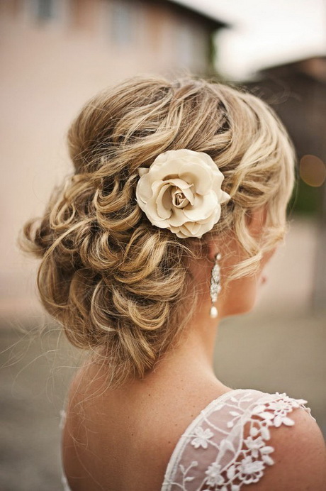 hairstyles-for-a-wedding-01_15 Hairstyles for a wedding