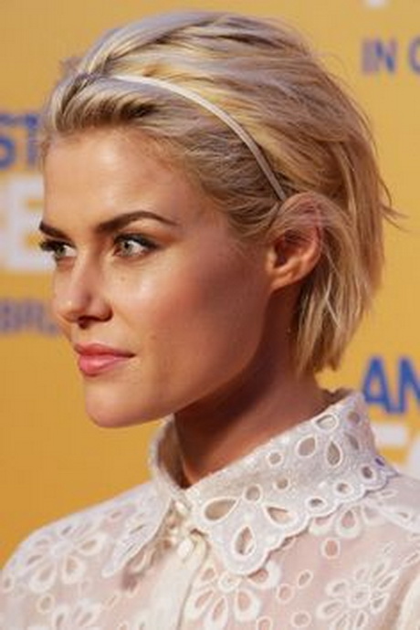 hairstyles-for-growing-out-short-hair-43_15 Hairstyles for growing out short hair