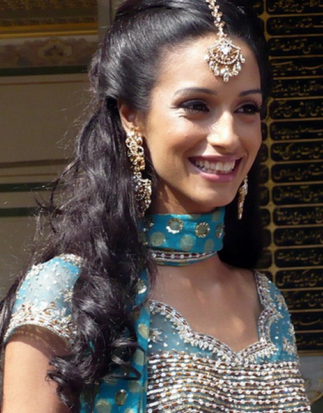 hairstyles-for-indian-weddings-62_9 Hairstyles for indian weddings