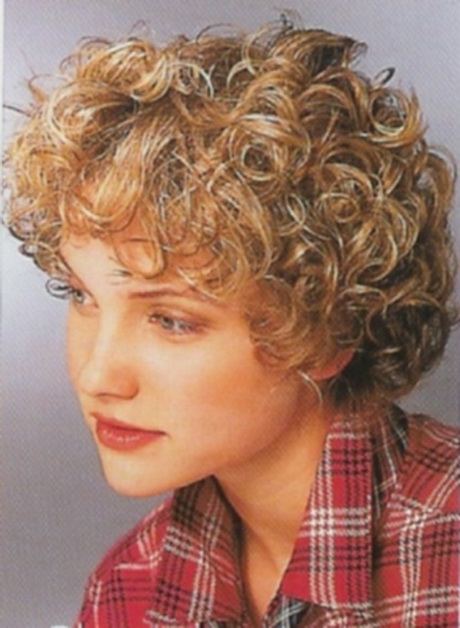 hairstyles-for-short-curly-frizzy-hair-49_9 Hairstyles for short curly frizzy hair