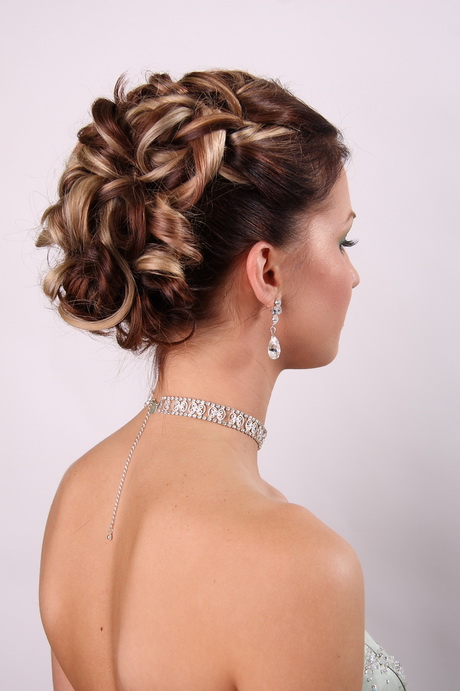 hairstyles-for-wedding-bride-43_5 Hairstyles for wedding bride