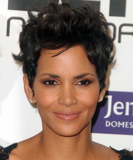 halle-berry-hairstyle-57_18 Halle berry hairstyle