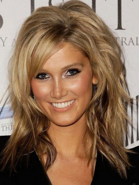 long-hairstyles-layered-around-face-24-15 Long hairstyles layered around face