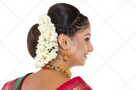maharashtrian-bridal-hairstyle-52 Maharashtrian bridal hairstyle