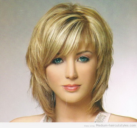 medium-style-haircuts-for-women-19_8 Medium style haircuts for women