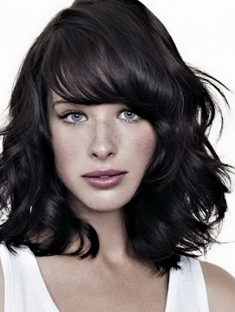pictures-of-medium-length-haircuts-with-bangs-05-14 Pictures of medium length haircuts with bangs