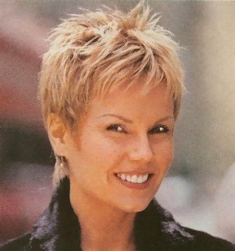pictures-of-short-haircuts-for-women-over-40-62_20 Pictures of short haircuts for women over 40
