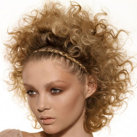 pictures-of-short-naturally-curly-hairstyles-22_10 Pictures of short naturally curly hairstyles