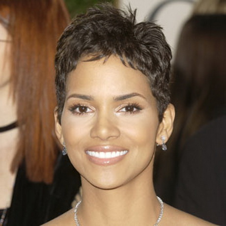 pixie-haircut-halle-berry-37_14 Pixie haircut halle berry