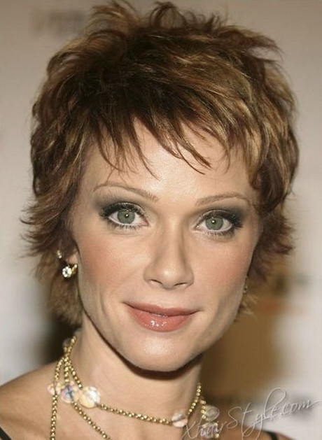 short-haircuts-for-older-women-pictures-77_10 Short haircuts for older women pictures