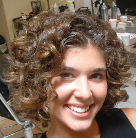 short-hairstyles-curly-hair-women-88 Short hairstyles curly hair women