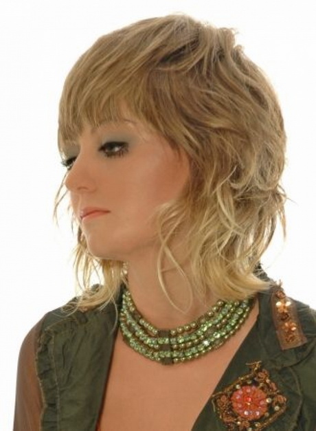 short-shaggy-layered-hairstyles-10_9 Short shaggy layered hairstyles