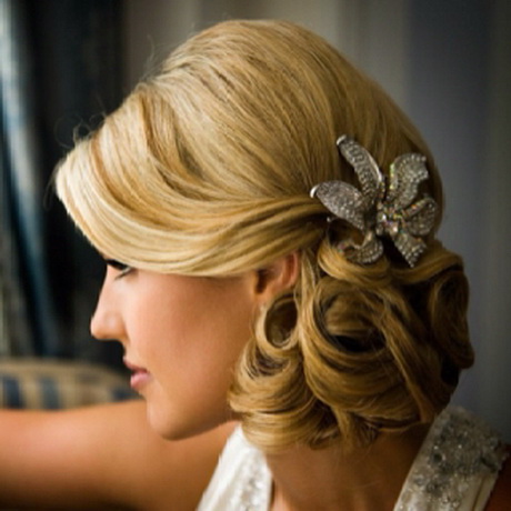 side-bun-wedding-hair-40_2 Side bun wedding hair