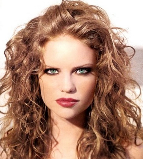 curly-hair-styles-for-women-07_4 Curly hair styles for women