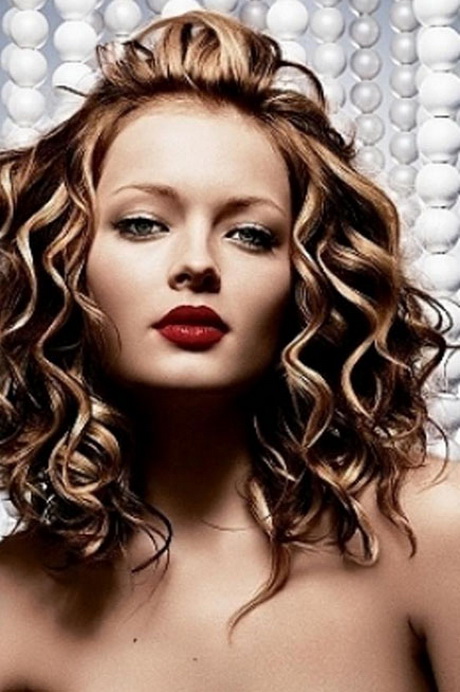 curly-hairstyles-for-shoulder-length-hair-10_15 Curly hairstyles for shoulder length hair