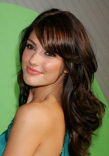 curly-hairstyles-with-side-bangs-72_17 Curly hairstyles with side bangs
