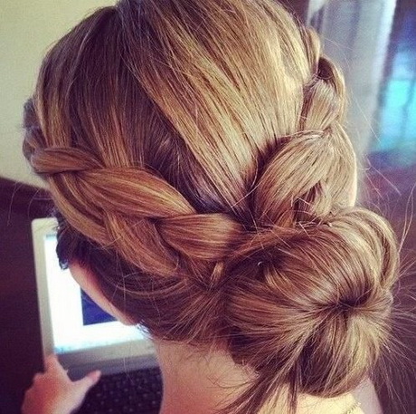 cute-bun-hairstyles-for-long-hair-33_13 Cute bun hairstyles for long hair