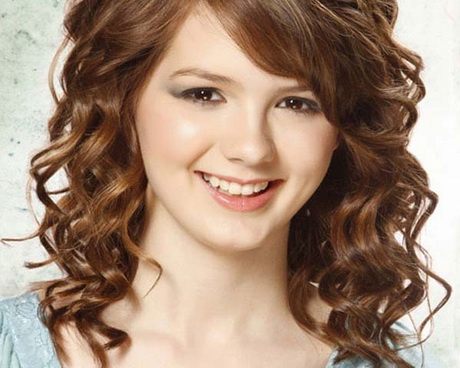 cute-hairstyles-with-curls-00_2 Cute hairstyles with curls