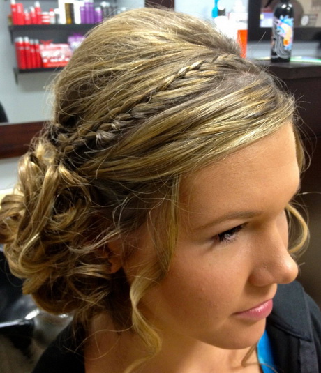 cute-prom-hairstyles-for-medium-hair-86_16 Cute prom hairstyles for medium hair