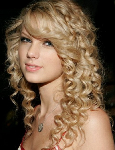 down-curly-hairstyles-for-prom-09_11 Down curly hairstyles for prom