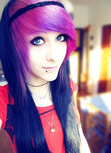 emo-hairstyles-for-girls-with-long-hair-66_7 Emo hairstyles for girls with long hair