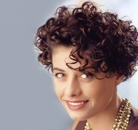 hairstyles-for-very-curly-hair-24_3 Hairstyles for very curly hair