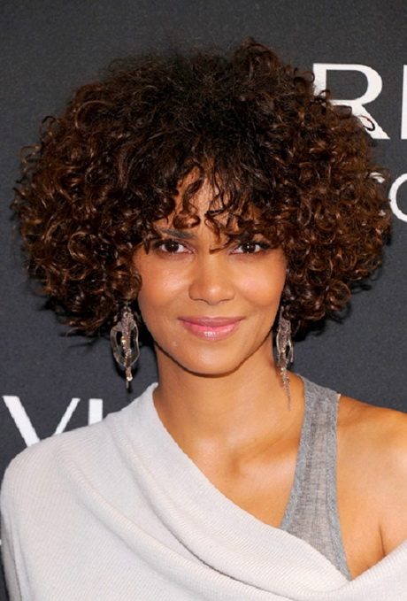 hairstyles-for-very-curly-hair-24_4 Hairstyles for very curly hair