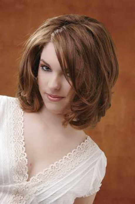 medium-hairstyles-haircuts-52_4 Medium hairstyles haircuts