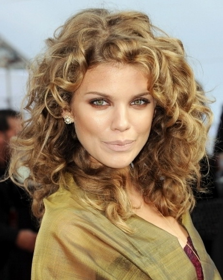 natural-curly-hairstyles-for-long-hair-03_4 Natural curly hairstyles for long hair