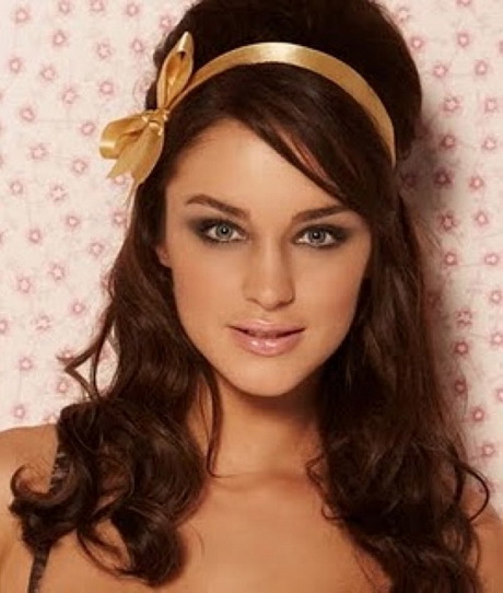 pin-up-girl-hairstyles-for-long-hair-16_5 Pin up girl hairstyles for long hair