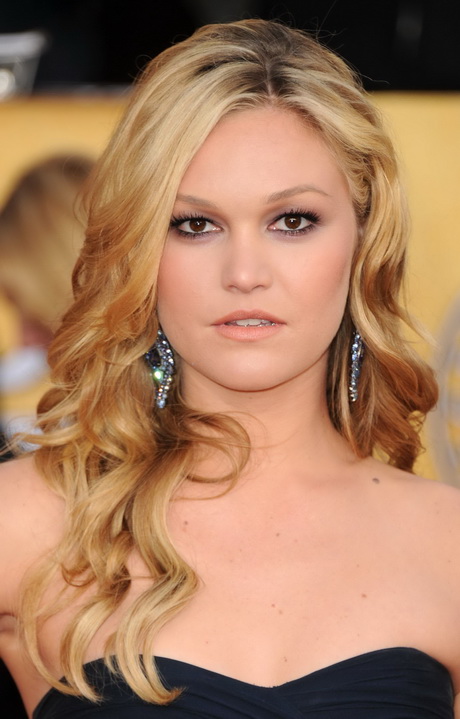 prom-hairstyles-with-curls-12_7 Prom hairstyles with curls