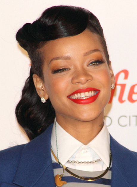 rihanna-hairstyles-long-hair-69_17 Rihanna hairstyles long hair