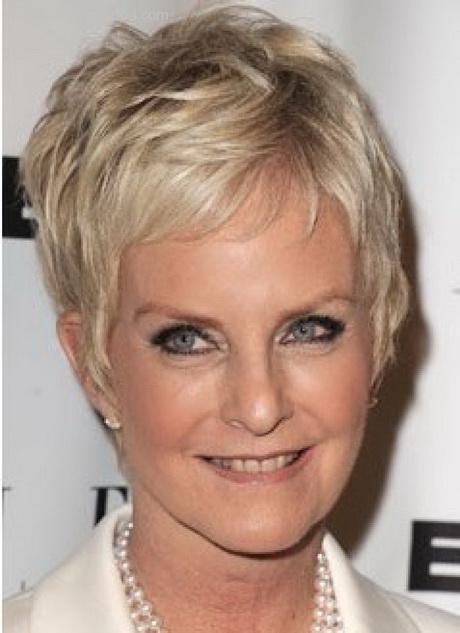 short-hairstyles-for-over-50-women-pictures-46_3 Short hairstyles for over 50 women pictures