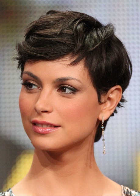 short-layered-curly-hairstyles-95_10 Short layered curly hairstyles