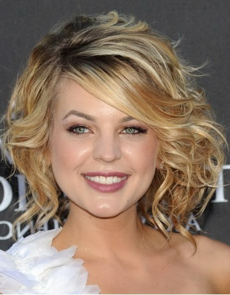 short-to-medium-curly-hairstyles-72_3 Short to medium curly hairstyles