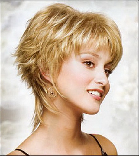 short-to-medium-hairstyles-with-layers-34_11 Short to medium hairstyles with layers